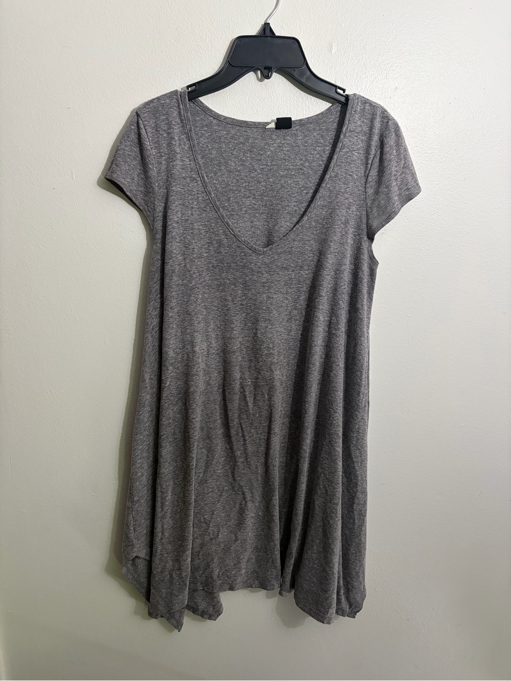 Volcom Heather Gray Casual V-Neck Tee